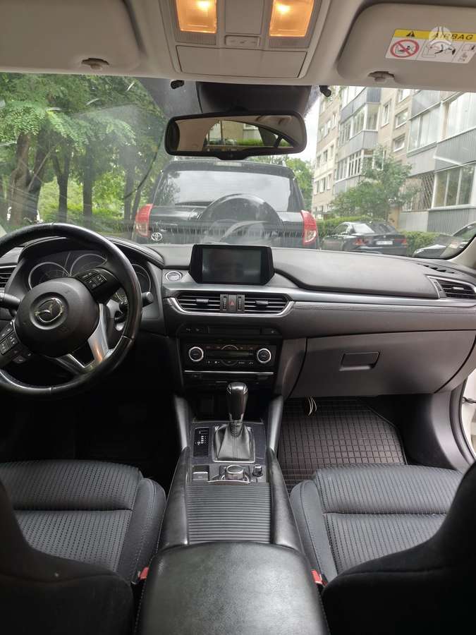 Mazda 6, 2.2 l., Седан