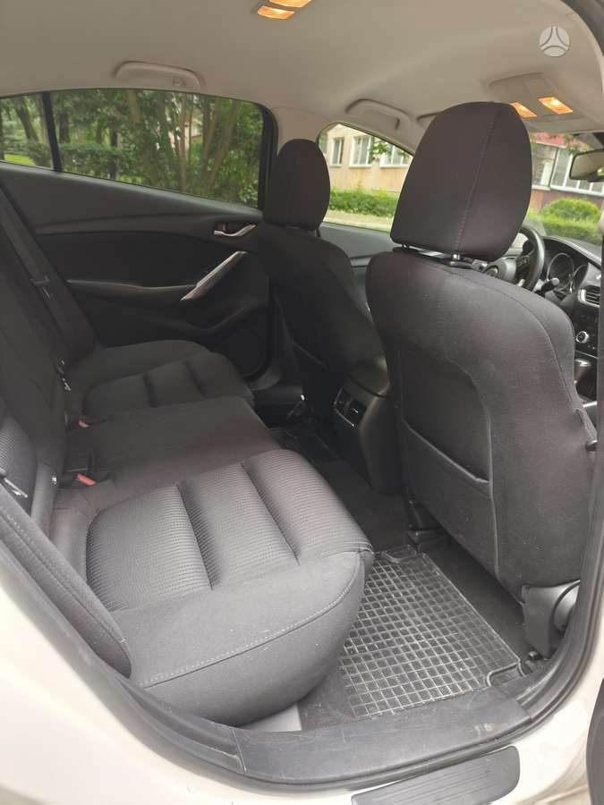 Mazda 6, 2.2 l., Седан