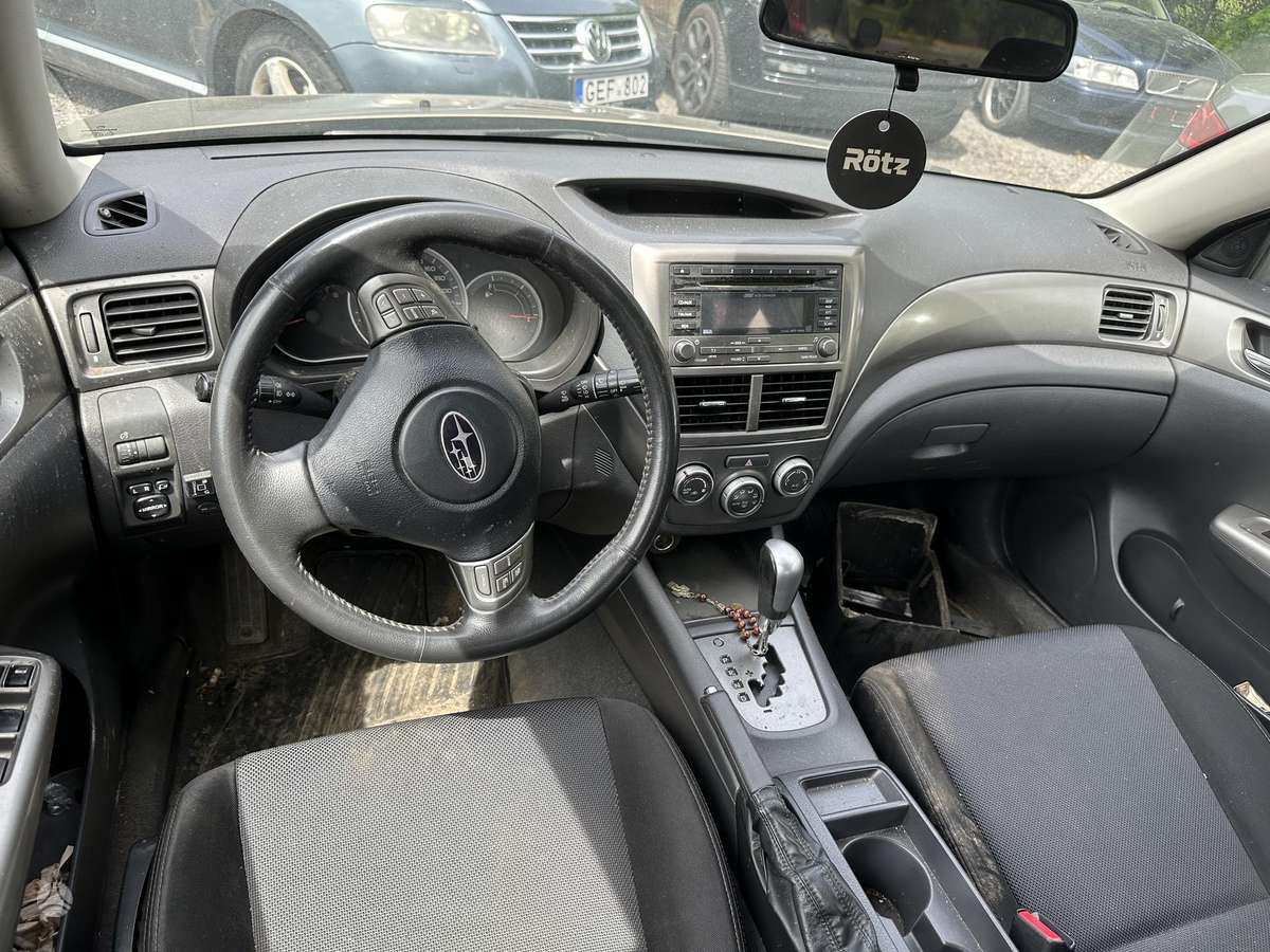 Subaru Impreza, 2.0 l., hatchback