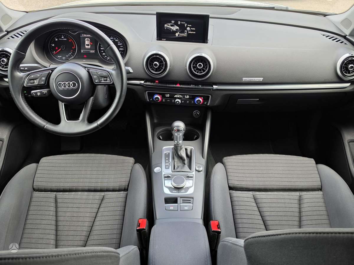 Audi A3, 2.0 l., Седан