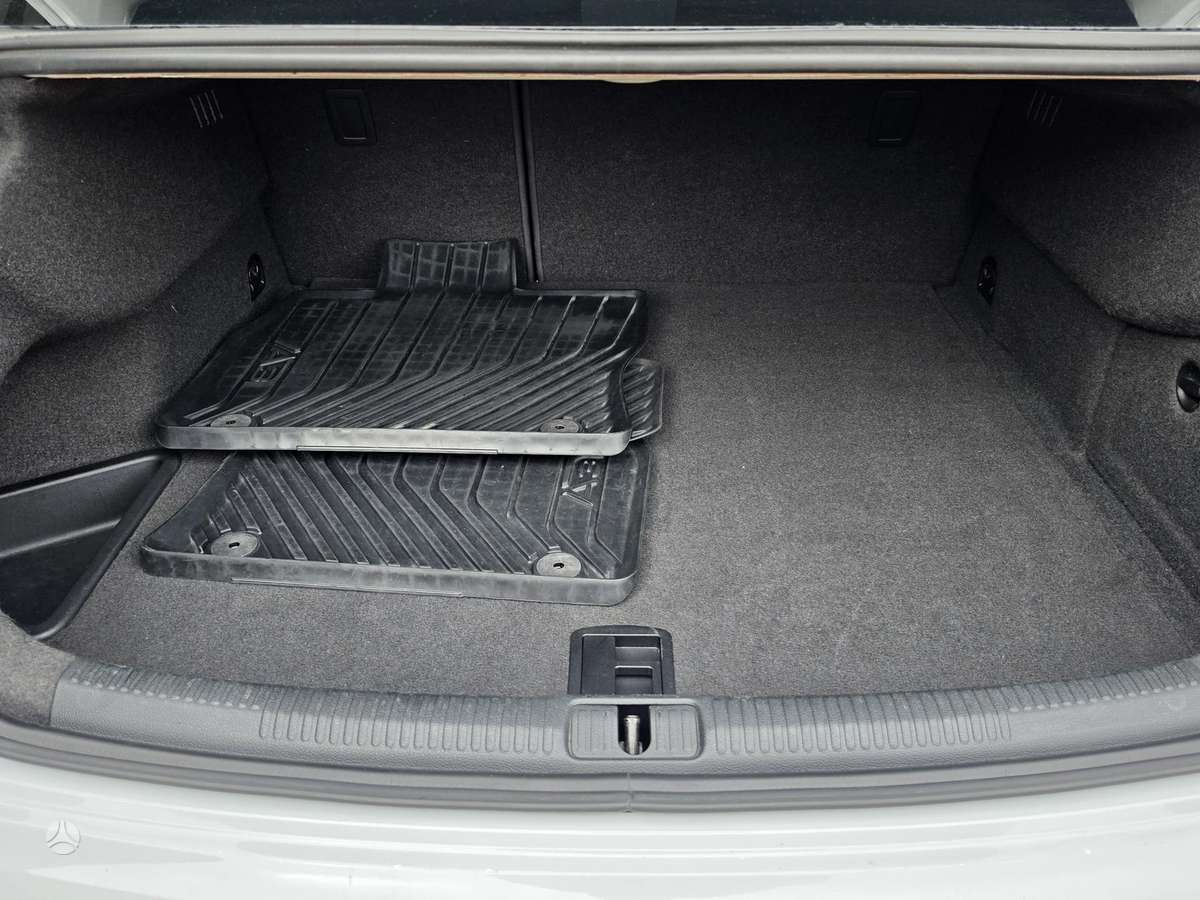 Audi A3, 2.0 l., Седан