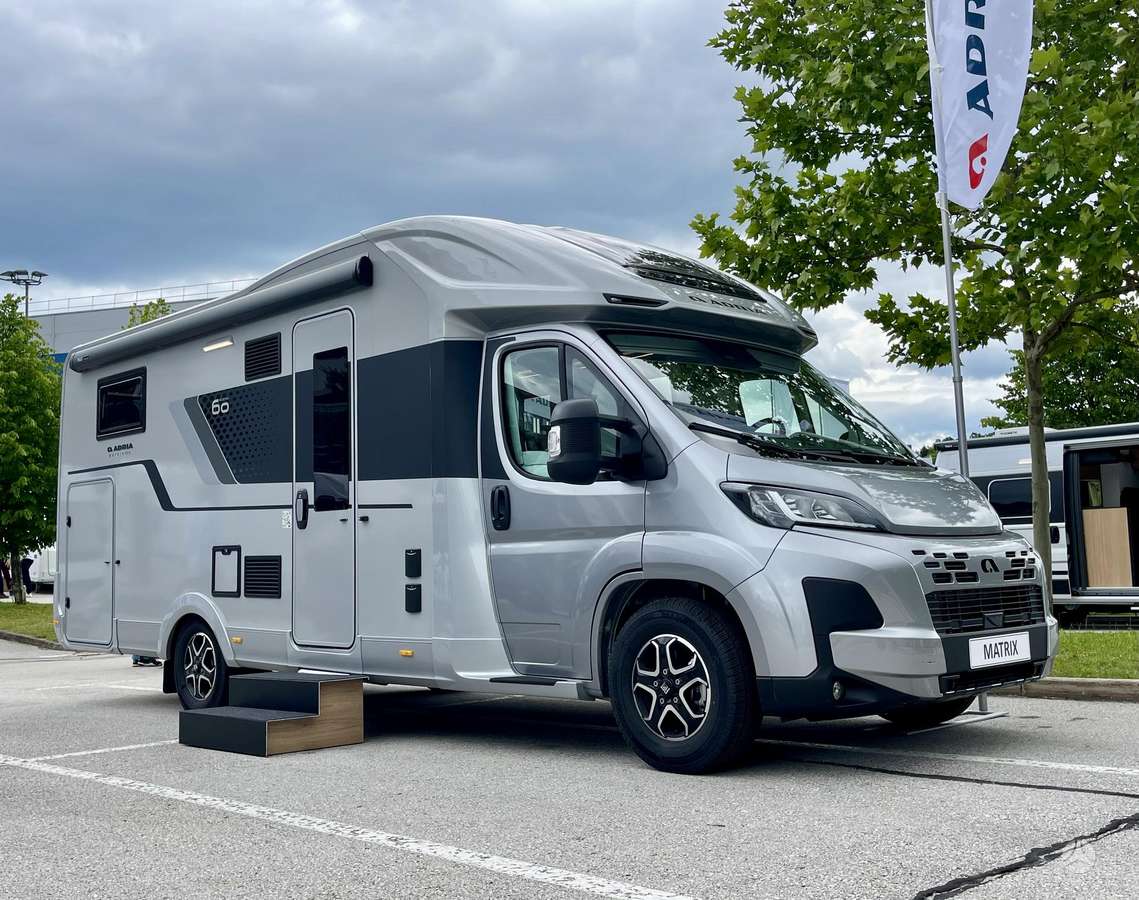 Adria Matrix 670SL 60y, campers
