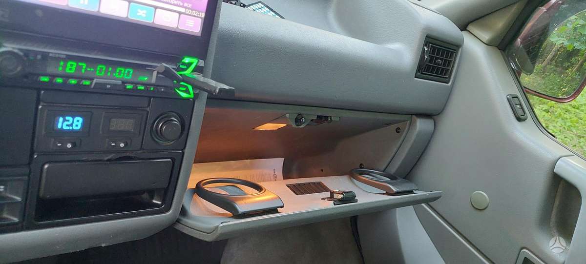 Volkswagen Multivan - 6
