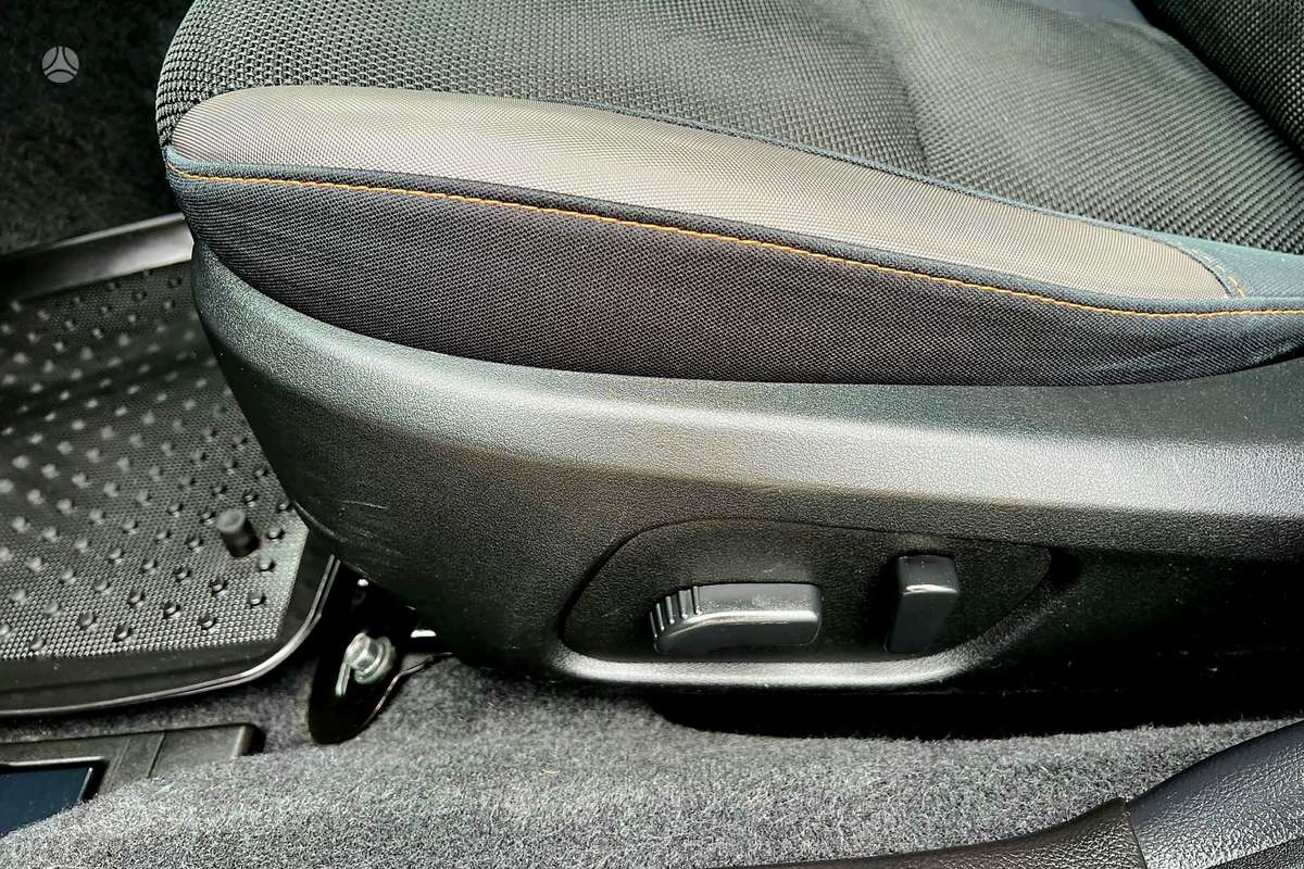 Subaru SVX, 2.0 l., hatchback