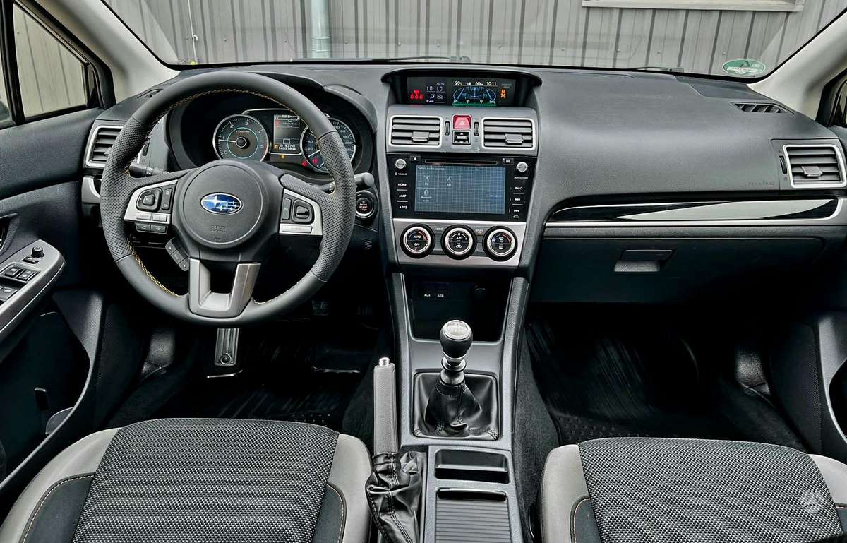 Subaru SVX, 2.0 l., hatchback