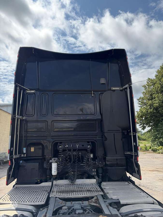 DAF XF106, 2 miegamosios vietos