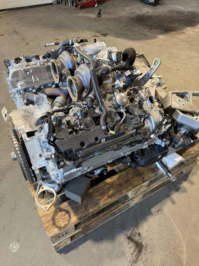 BMW X5 M lights, shock absorber, engine