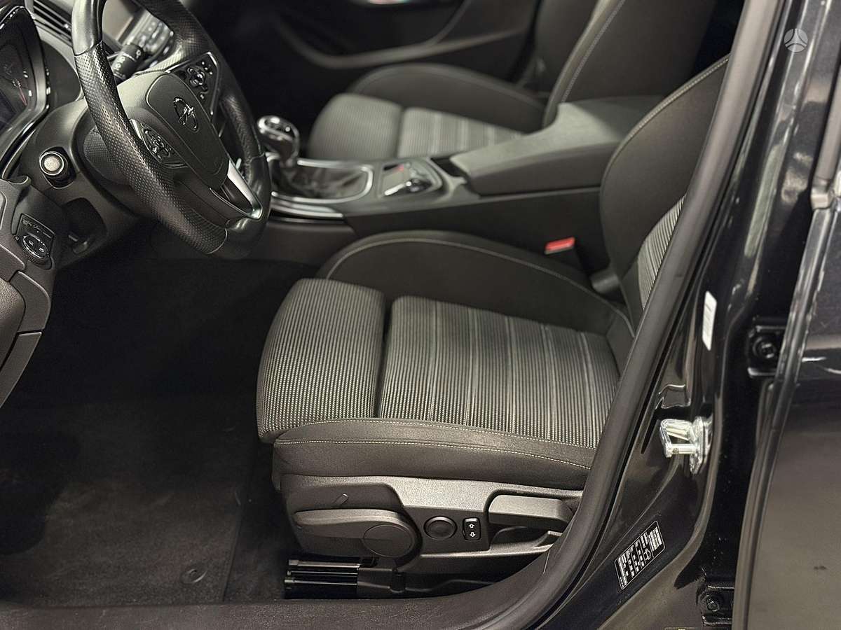 Opel Insignia, 2.0 l., universalas