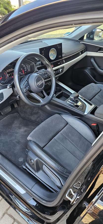 Audi A4, 2.0 l., Универсал