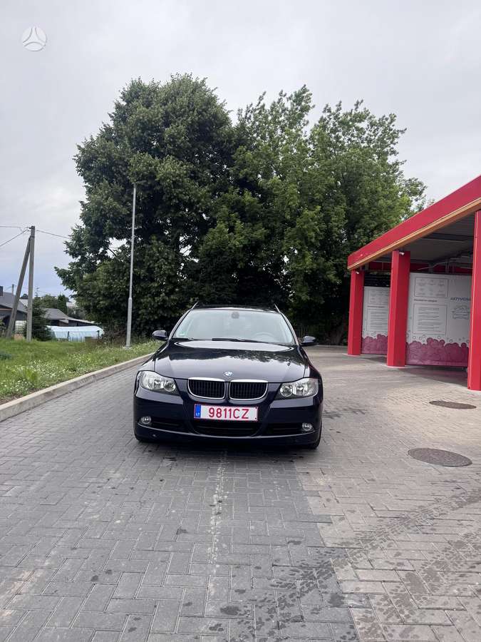 BMW 318, 2.0 l., wagon