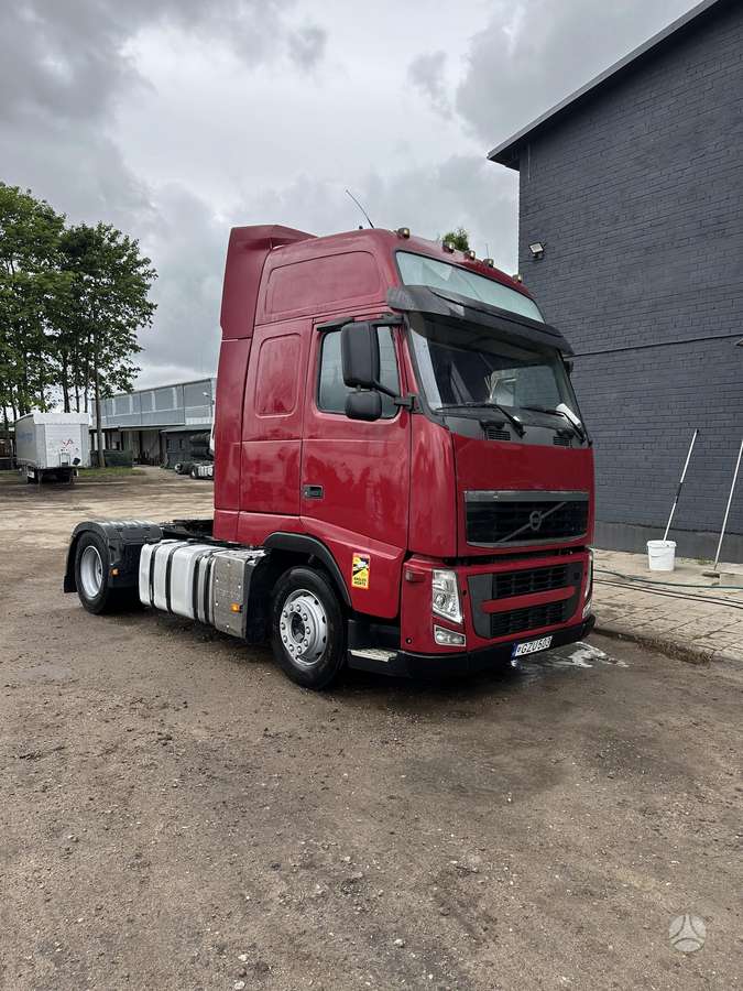 Volvo MEHANIKA, 2 miegamosios vietos