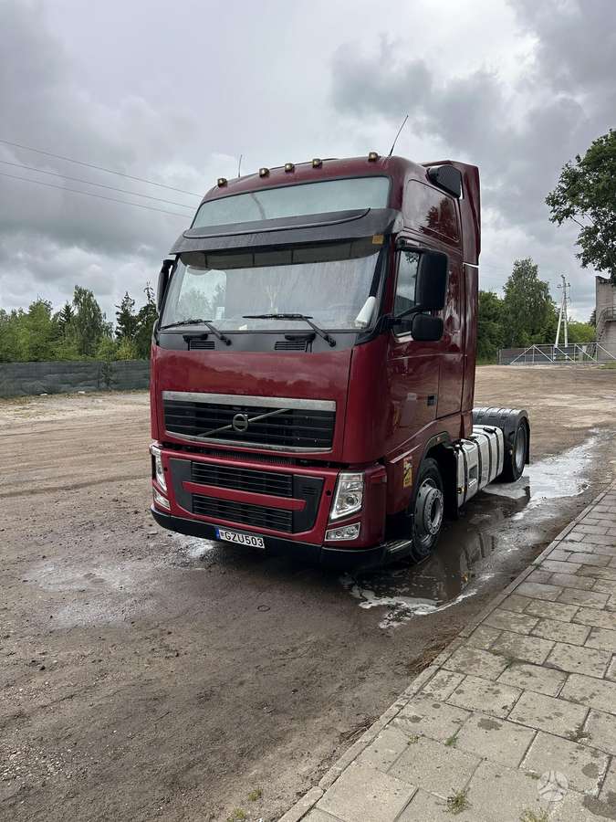 Volvo MEHANIKA, 2 miegamosios vietos