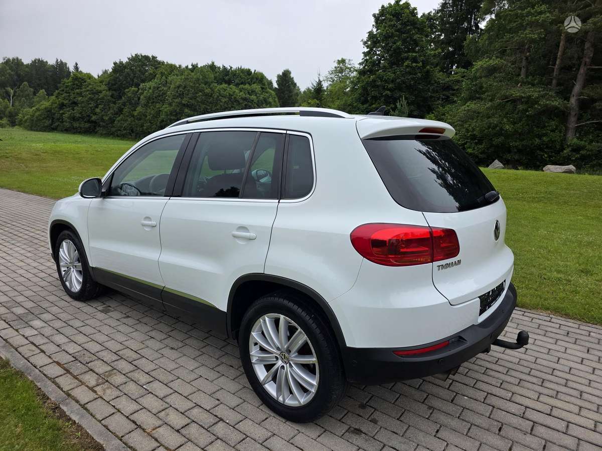 Volkswagen Tiguan - 10