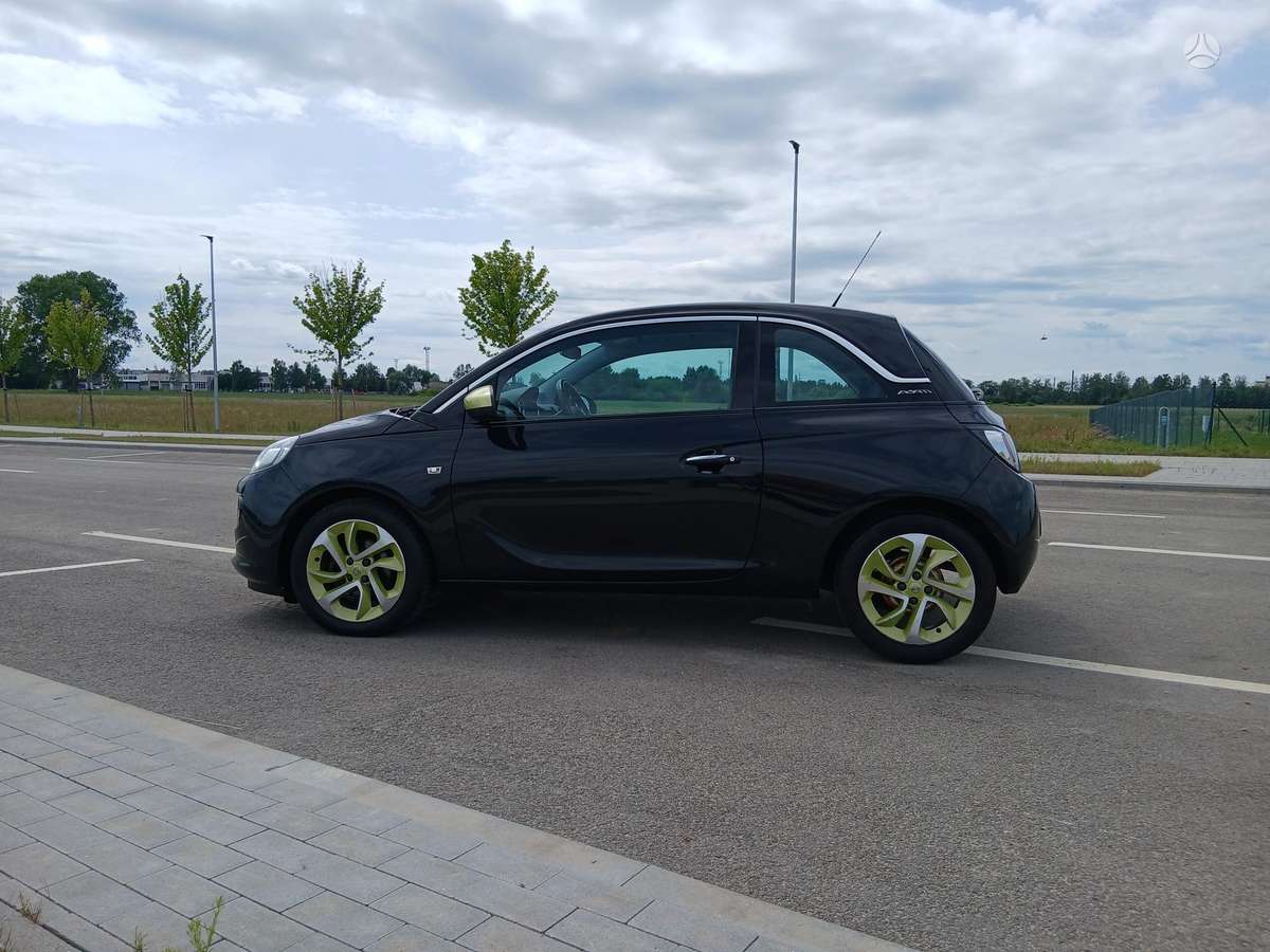 Opel Adam, 1.2 l., hatchback