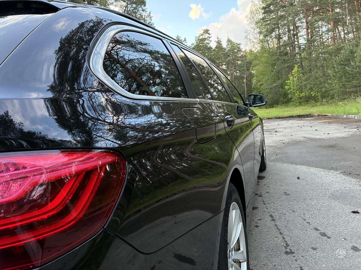 BMW 520, 2.0 l., wagon