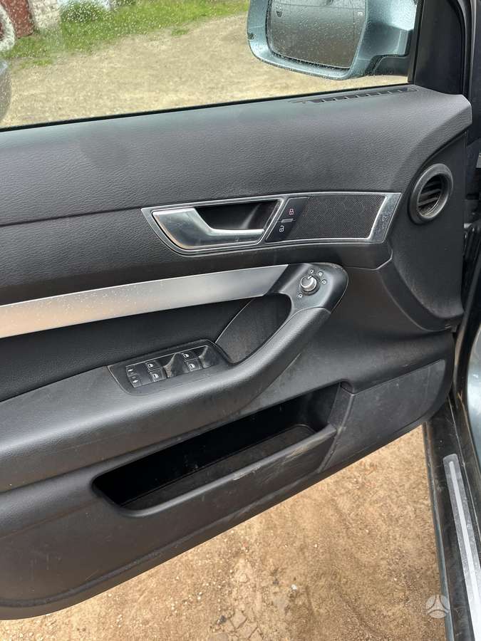 Audi A6 dalimis