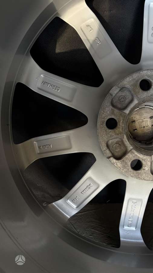 Audi, lengvojo lydinio, R18