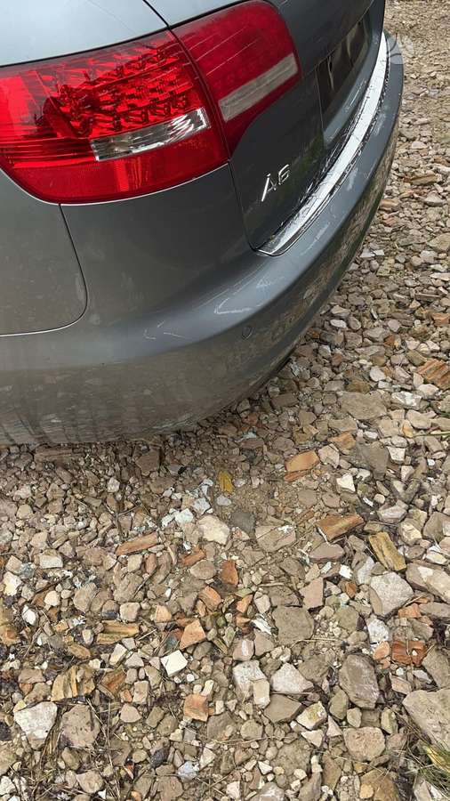 Audi A6 dalimis