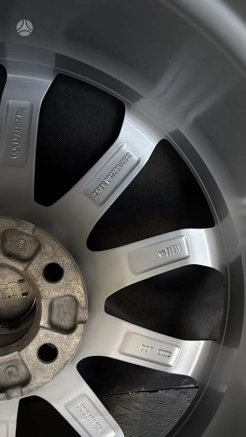 Audi, vieglmetāla, R18