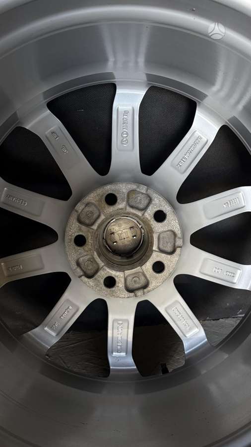 Audi, lengvojo lydinio, R18