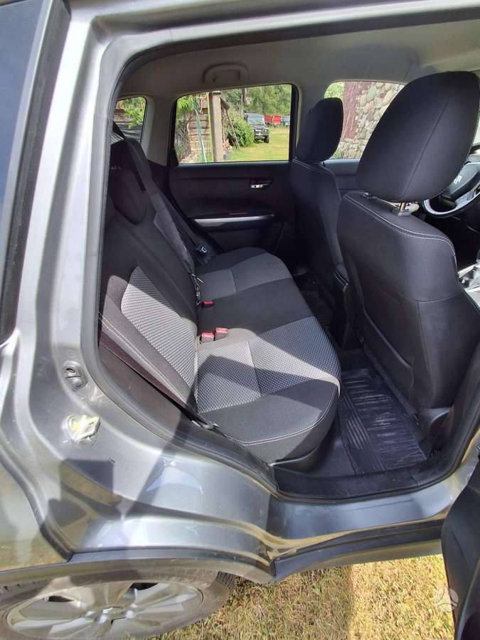 Suzuki Vitara - 7