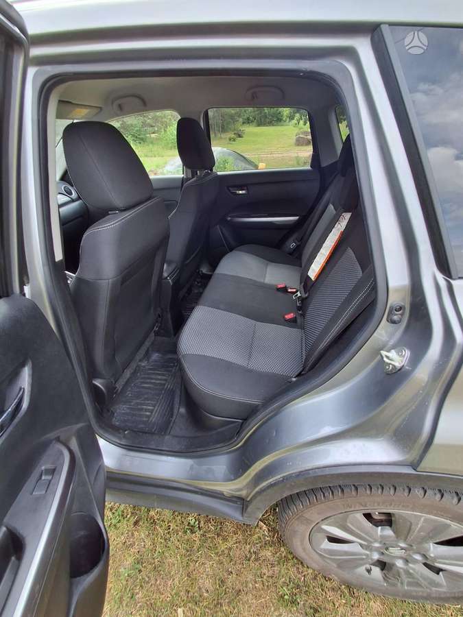 Suzuki Vitara - 8