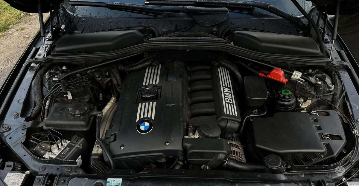 BMW 525, 3.0 l., Универсал