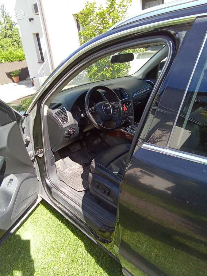 Audi Q5, 2.0 l., Внедорожник / Кроссовер