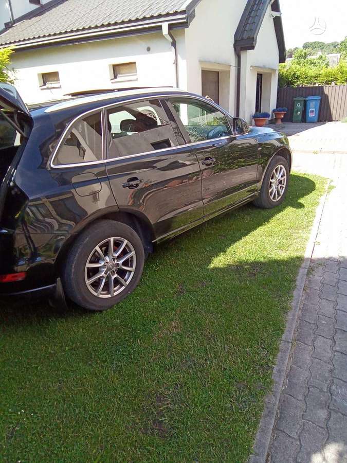 Audi Q5, 2.0 l., Внедорожник / Кроссовер