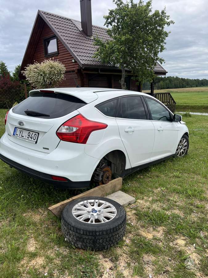Ford Focus, 1.0 l., hatchback
