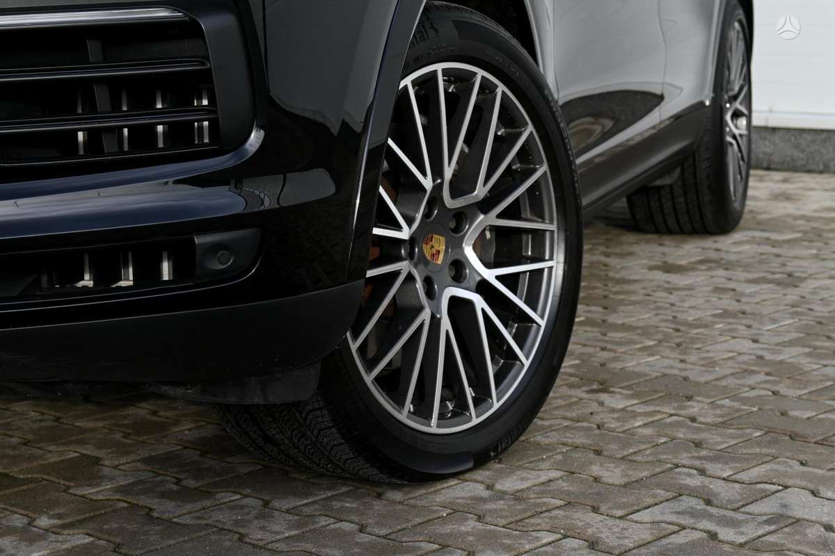 Porsche Cayenne - 5