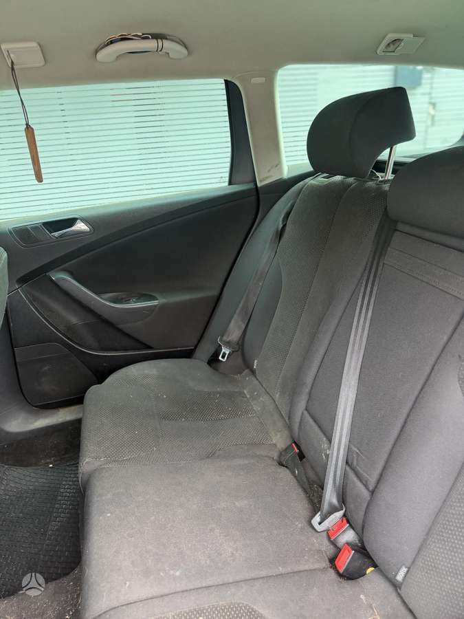 Volkswagen Passat, 2.0 l., Универсал