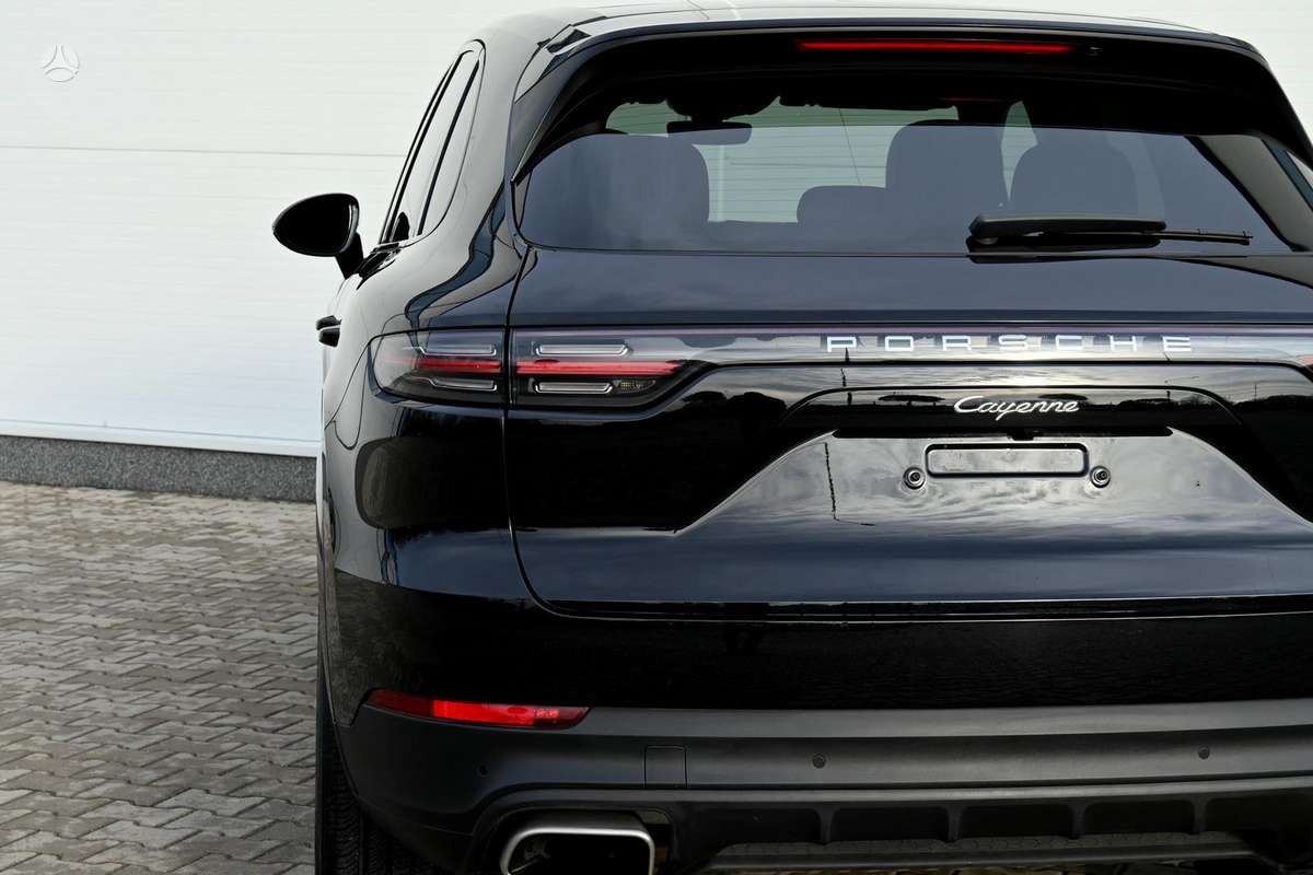 Porsche Cayenne - 8