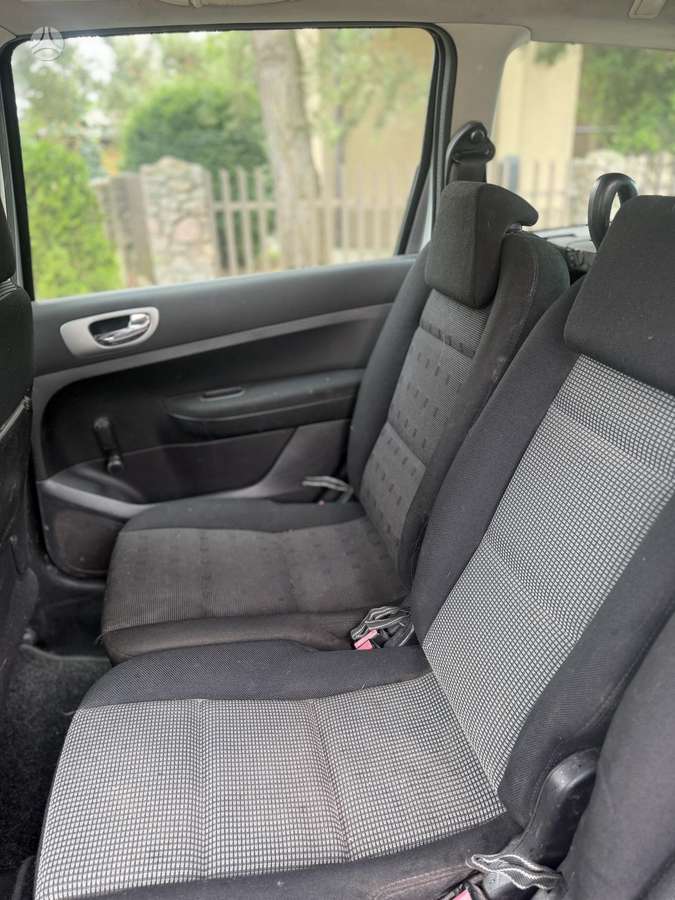 Peugeot 307 - 12