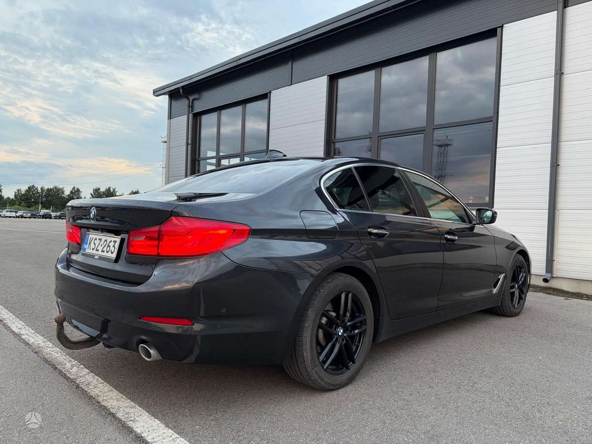 BMW 520, 2.0 l., Седан