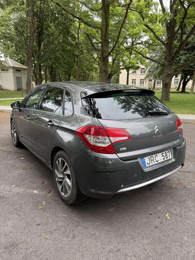 Citroen C4, 1.6 l., Хэтчбек