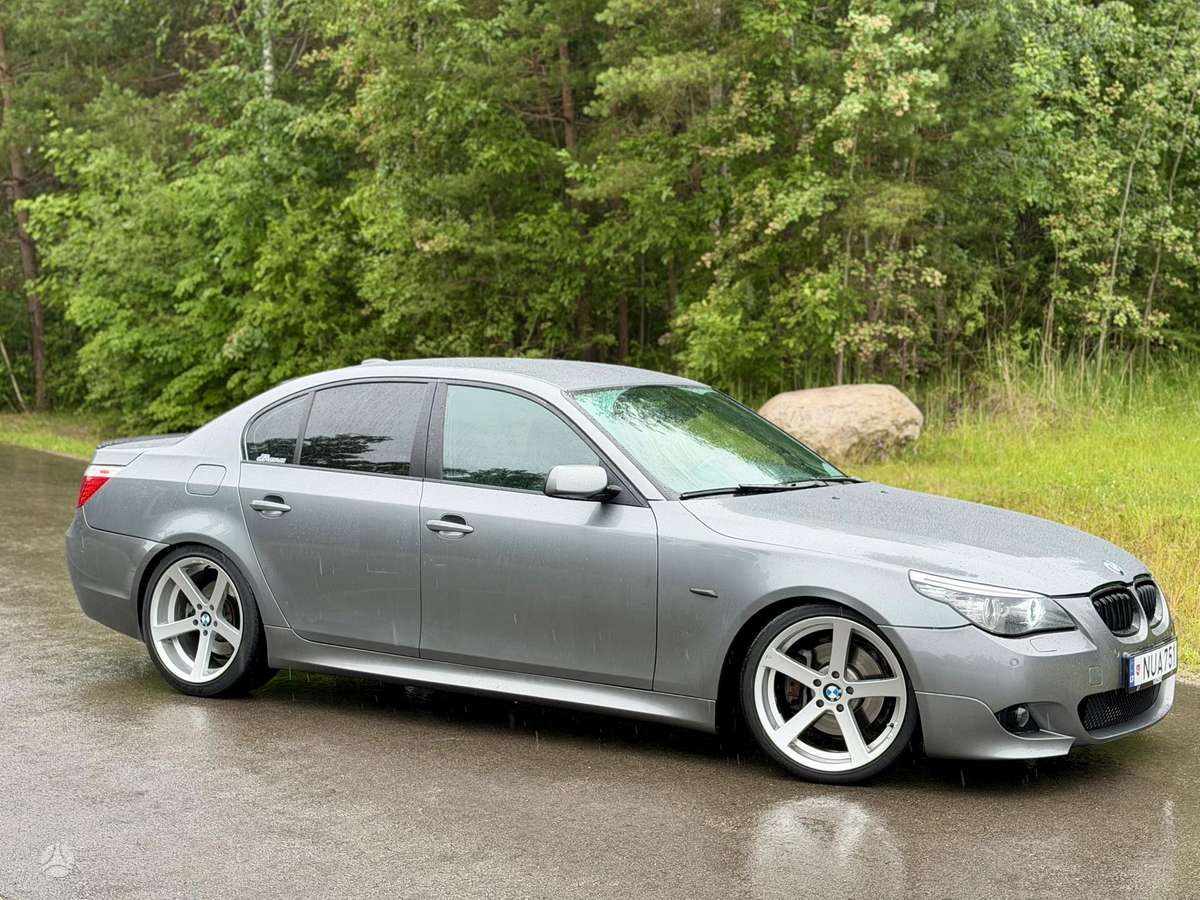 BMW 525, 3.0 l., Седан