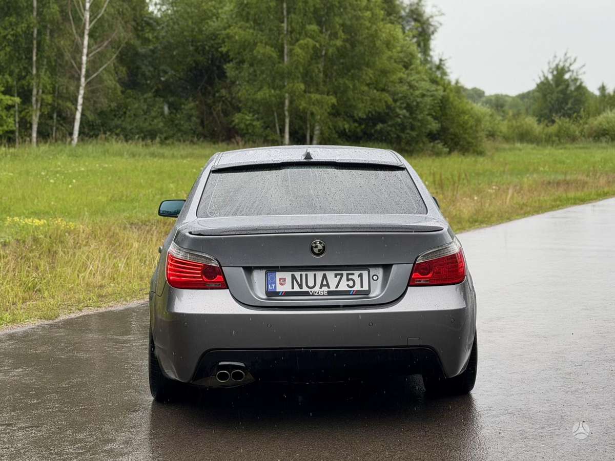 BMW 525, 3.0 l., Седан