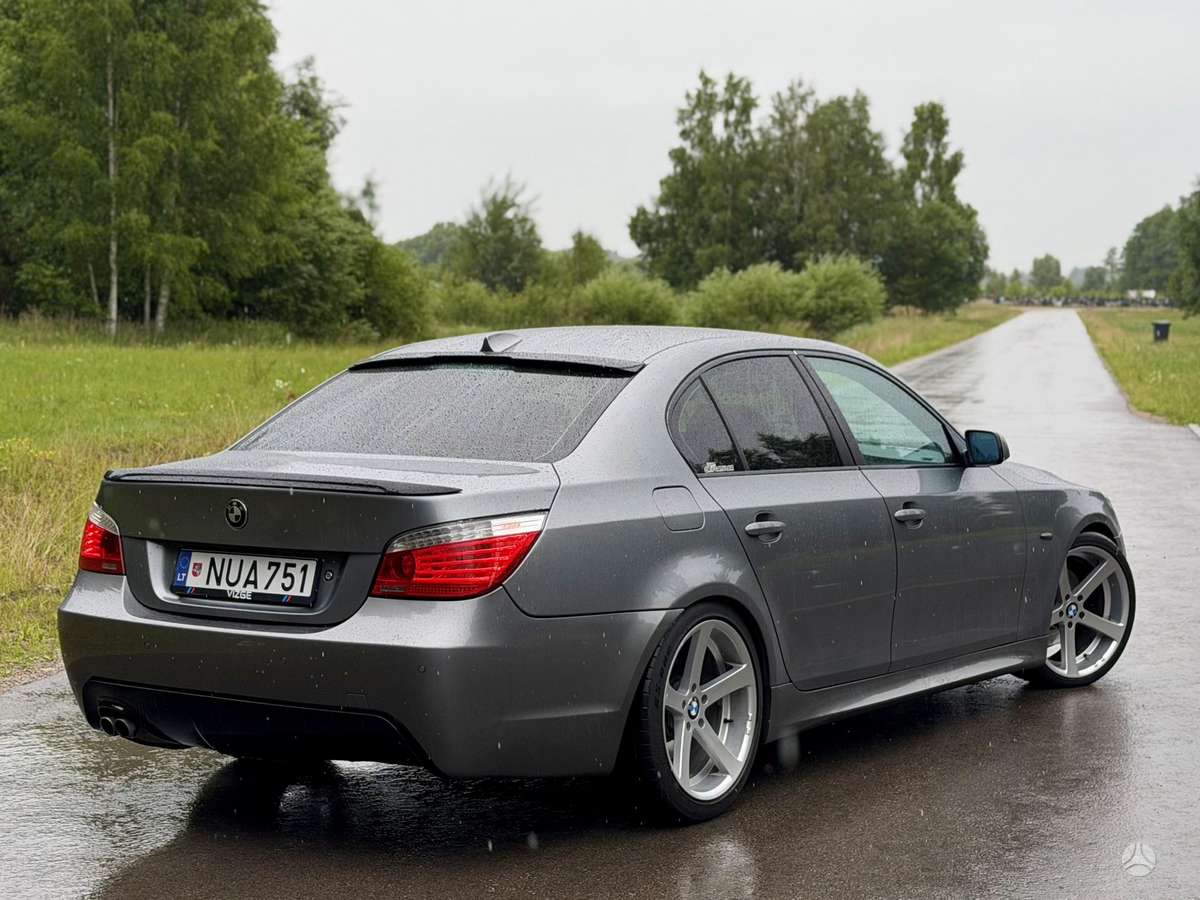 BMW 525, 3.0 l., Седан