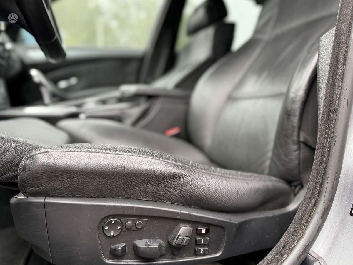 BMW 525, 3.0 l., Седан