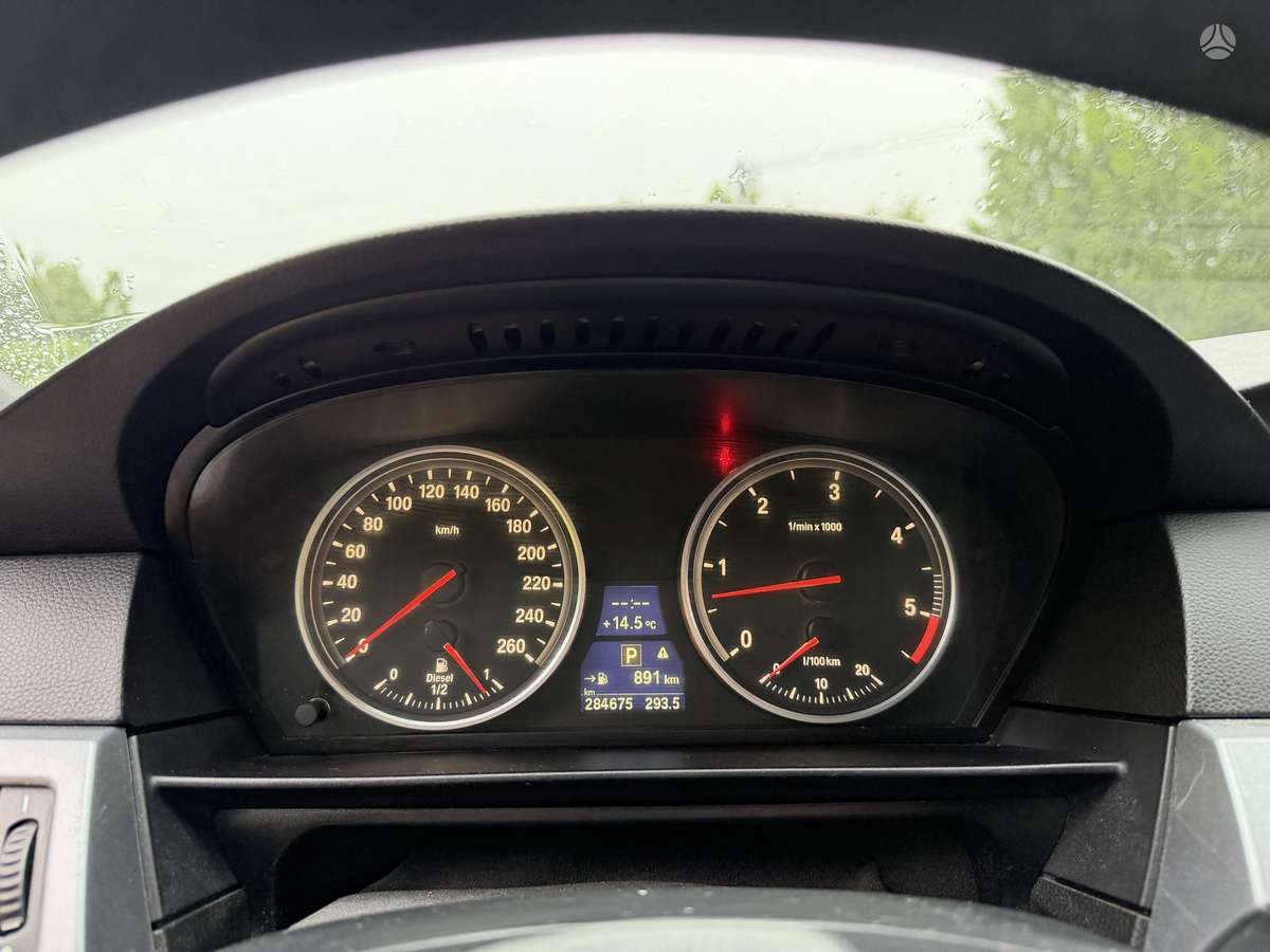 BMW 525, 3.0 l., Седан