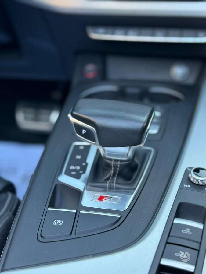 Audi S5, 3.0 l., convertible