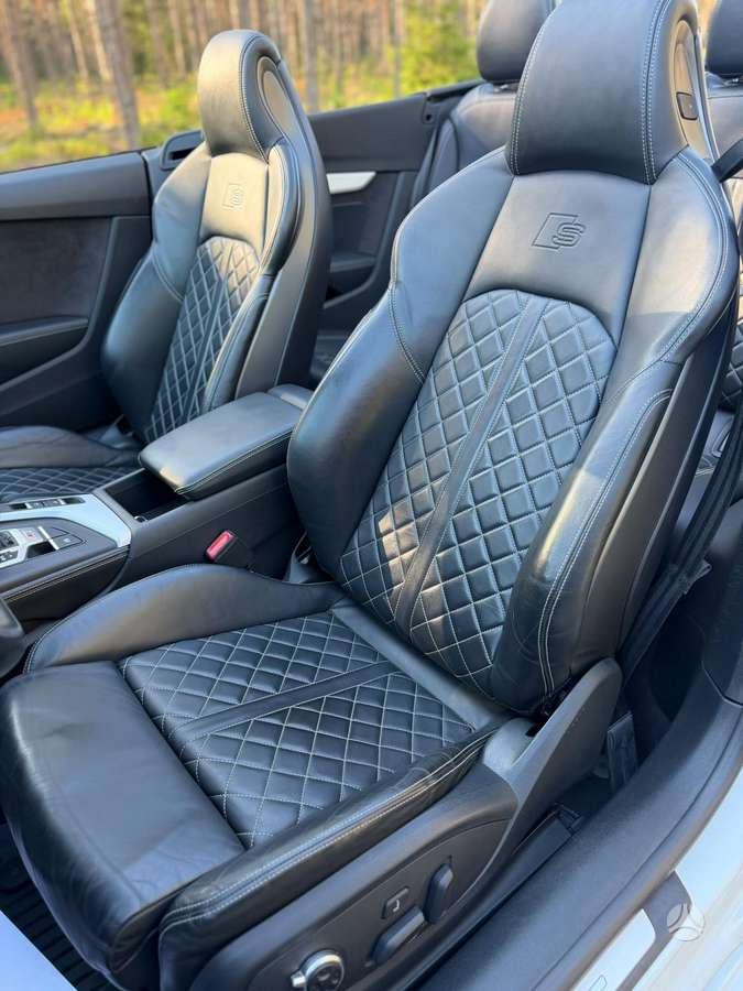 Audi S5, 3.0 l., convertible