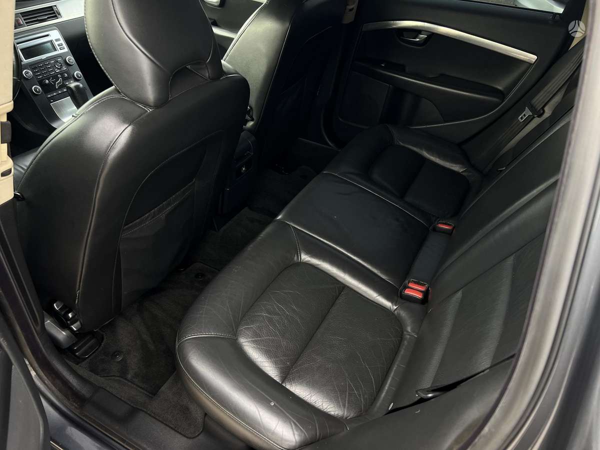 Volvo V70, 2.4 l., Универсал