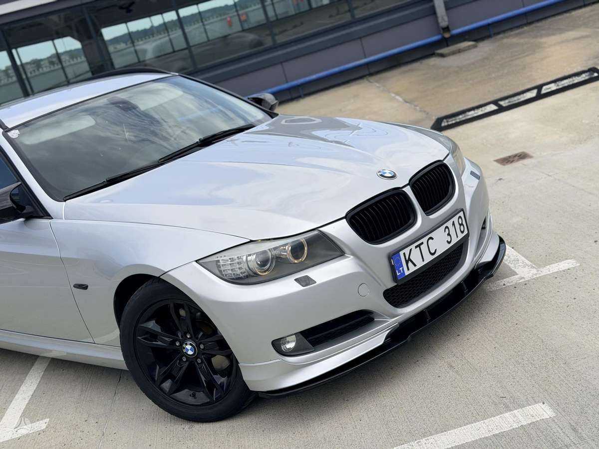 BMW 320, 2.0 l., wagon