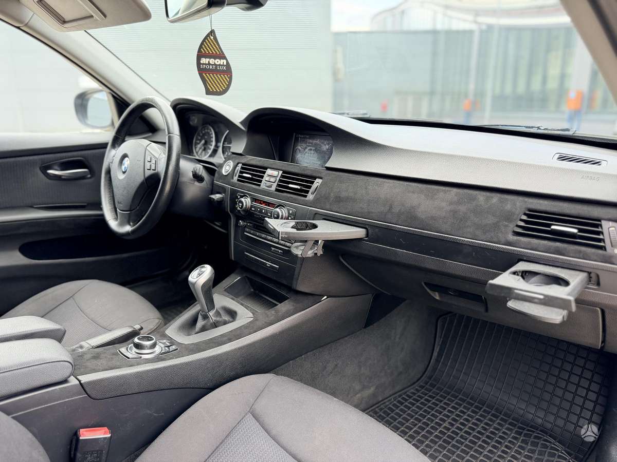 BMW 320, 2.0 l., Универсал