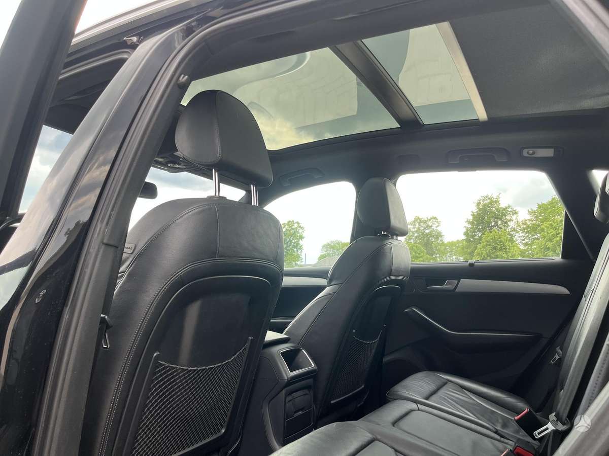 Audi Q5, 2.0 l., Внедорожник / Кроссовер