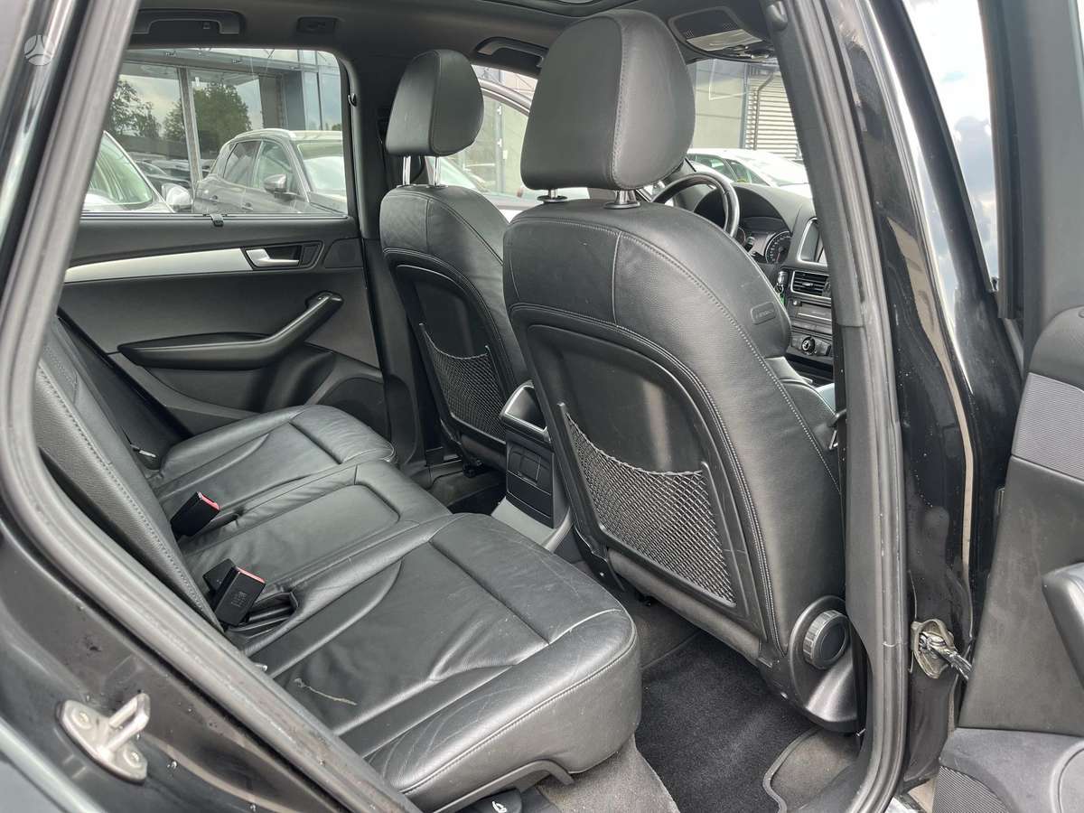 Audi Q5, 2.0 l., Внедорожник / Кроссовер