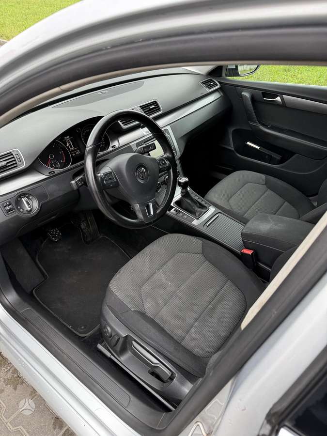 Volkswagen Passat, 1.6 l., Универсал