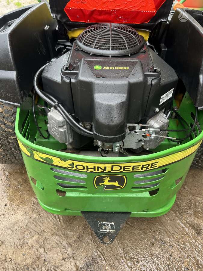 John Deere Z540R, sodo traktoriai